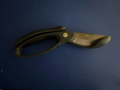 Pampered Chef Salad Chopper 2582 Double Bladed Shears Scissors - Image 1 of 4