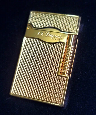 Encendedor ST Dupont Ligne 2 Le Grand Goldsmith TRIBUTE 2🔥🔥Caja + Estuche Leer 🎞️🔊🎵 Foto 1 de 4