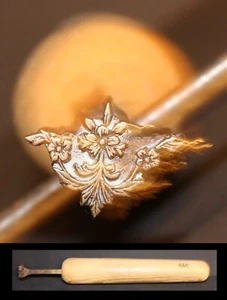 TOLLES kleines vergoldetes Eisen Blume Blumen Modell 18. Jh. Bronze Bindereinband #106 - Bild 1 von 1
