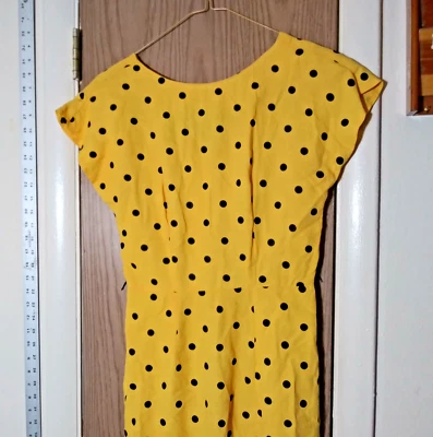 Maxi Vestido Addie for SL Fashions Vintage, Amarillo con Lunares Negros, Talla 7 Foto 1 de 4