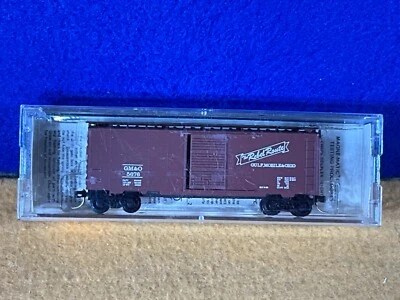 J11-46 TRAIN CAR - BOX CAR - N SCALE - KADEE MICRO-TRAINS - GULF, MOBILE & OHIO - Image 1 of 4