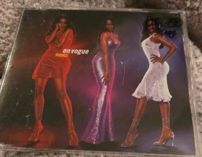 EN VOGUE -Riddle 4TRX w/ RARE REMIXES & EDIT CD single 2000 Foto 1 de 4