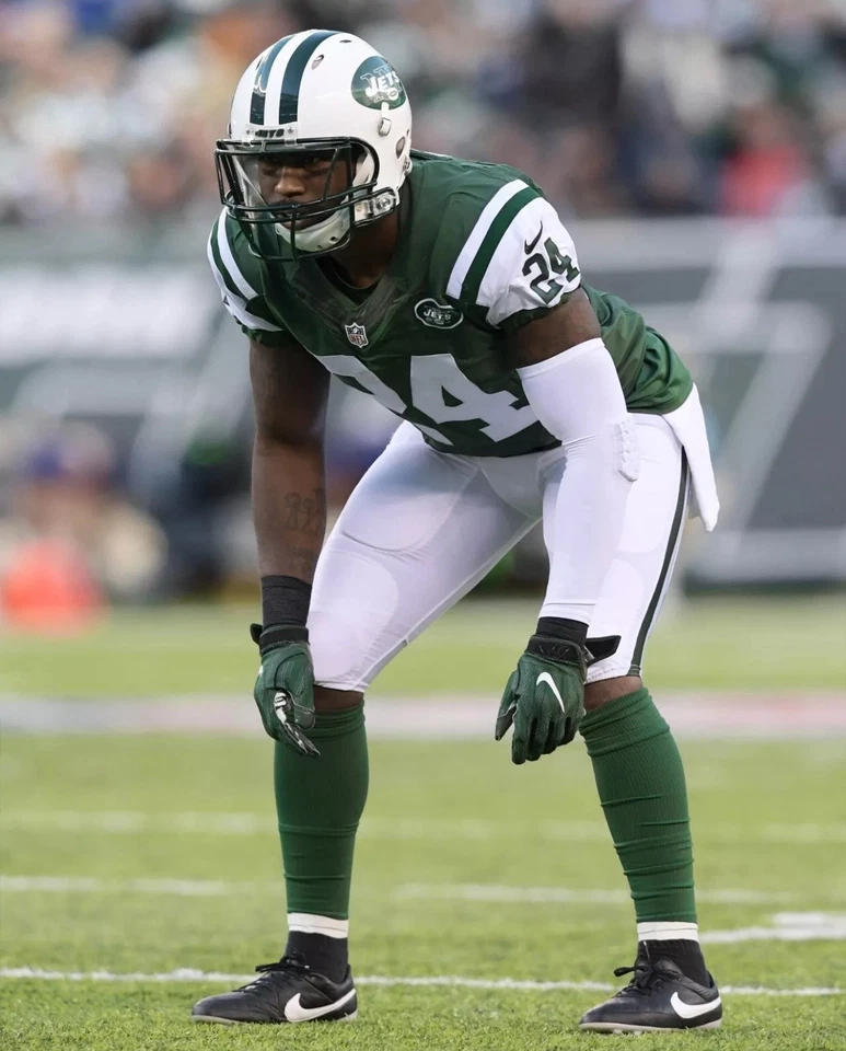 Foto de fútbol americano de la NFL Darrelle Revis postura defensiva de los New York Jets 8x10 Foto 1 de 1