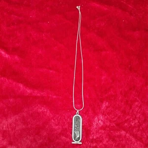 JOY-3583. Halskette Mit Anhänger Surfboard Egipcia. IN Plata. Endkappen. Jh - Bild 1 von 4