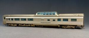 New - Weathered Rapido CN Mid-Train dome "Starlight" HO scale with full lighting