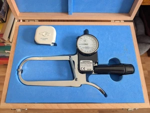 Harpenden Skinfold Caliper - Picture 1 of 7