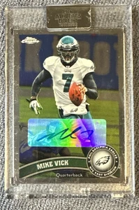 Pro Athletes Direct 2011 Topps Chrome Michael Vick Authentic Auto Autograph #70 - Picture 1 of 5