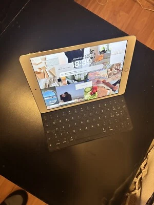 iPad 8 - Immagine 1 di 4