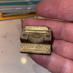 Vintage 1930's GERMANY Diecast Pocket Miniature Pencil Sharpener TYPEWRITER - Picture 1 of 5
