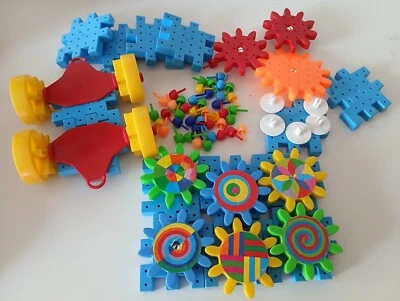 vintage Quercetti lot of kaleido gears, car, cube blocks, pegs - Image 1 of 3