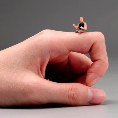 Resin 1/64 Painted Black Male Driver Mini Figure Model Diorama Miniature Toys - Image 1 of 4