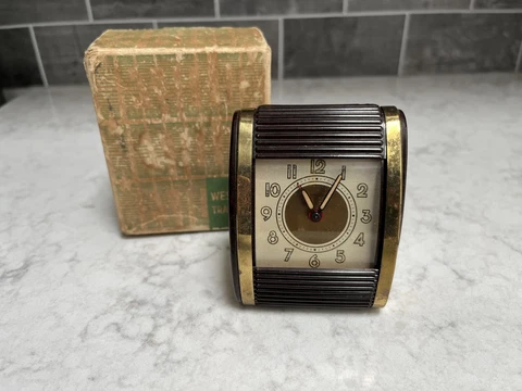 Westclox "Travalarm" Clock Walnut Roll Cover Art Deco Model 452 WORKS cracked Cover