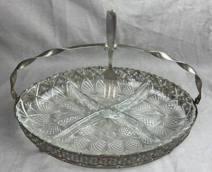 Vtg Oval Hors d’oeuvre Set Elegance Silver Plated On Steel 4 Division Glass Dish - Picture 1 of 5
