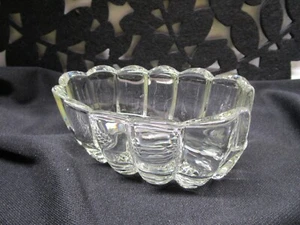 Soporte para tenedor de cuchara de Princess House diseño acanalado # 438 vidrio transparente MCM USADO EN EXCELENTE ESTADO 💙 - Imagen 1 de 4