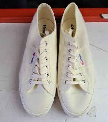 New Superga 2740 Platform Women's Casual Trainers Size 9.5 Women 11 Men - Image 1 of 4