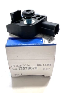 New Genuine OEM 13578678 Sensor Buick GMC Chevrolet GMC - Picture 1 of 5