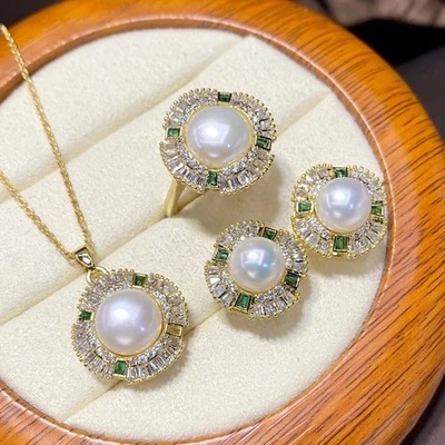 Precioso juego de aretes colgantes de perlas blancas del Mar del Sur AAA+ 8-9mm años 925. Foto 1 de 4