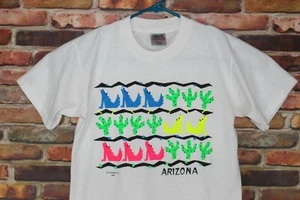 Arizona Coyote and Cactus Colorful Vintage Shirt - Picture 1 of 6