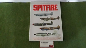 LIVRE sur l'aviation " SPITFIRE " de Stewart Wilson SOVEREIGN SERIES en anglais - Imagen 1 de 9