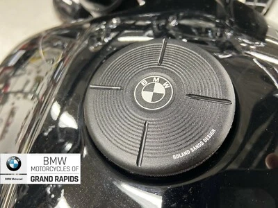 BMW MACHINED FUEL CAP GAS CAP TWO-TONE BLACK FITS 2021 BMW R18 and R18 CLASSIC - Image 1 of 2
