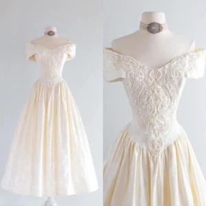 Vintage Champagne Wedding Dresses Off Shoulder Victorian 1960s Retro Ball Gowns - Picture 1 of 10
