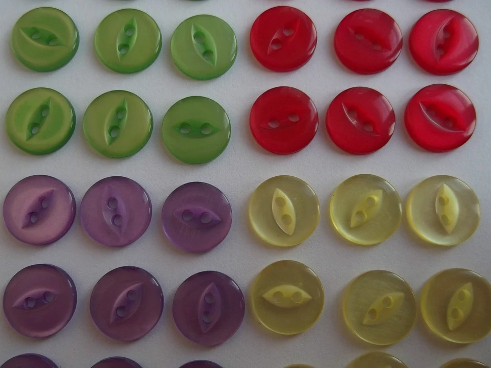 25 to 1000 Small Fish Eye 11mm Round 4 Hole Crafts Making Sewing Card Buttons - Image 1 of 1