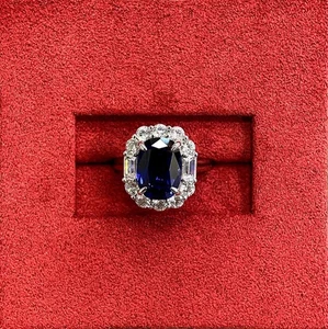Oval Cut 5.56 Ct Natural Blue Sapphire Diamond Wedding Ring Solid 18K White Gold - Picture 1 of 11
