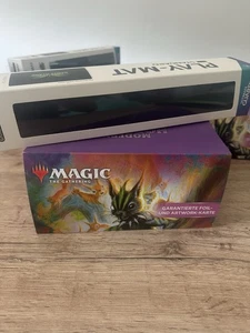 Mtg Displays aus 25 Jahren Sammlung inkl. Promo Packs, Länder & Playmat - Bild 1 von 8
