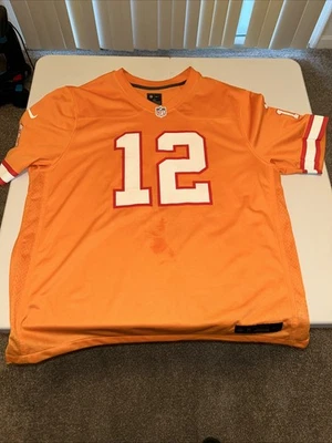 Camiseta usada Creamsicle Tampa Bay Buccaneers Tom Brady #12 Foto 1 de 4