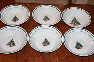 Lot of 6 Stoneware Christmas Tree 7" Soup Cereal Salad Bowls Excellent Condition - Picture 1 of 2