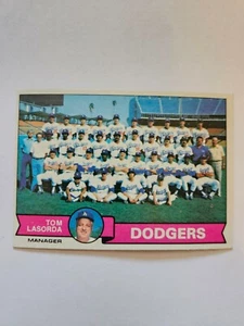 Topps 1979 Los Angeles Dodgers Tom Lasorda #526 Ex/Como Nuevo - Imagen 1 de 1