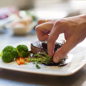 Frühlilngswochenende mit Wellness im 4* Parkhotel in Biberach für 2 Personen - Bild 1 von 6