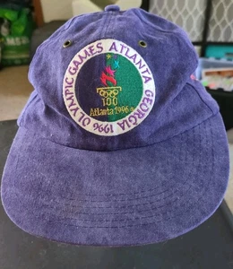 Cappello Berretto Vintage 1996 Atlanta Olimpiadi Snapback 100 Atlanta Viola Logo Fiamma - Foto 1 di 8