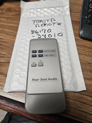 Mando a distancia DVD entretenimiento trasero Toyota Lexus 2003-2007 86170-34010 Foto 1 de 4