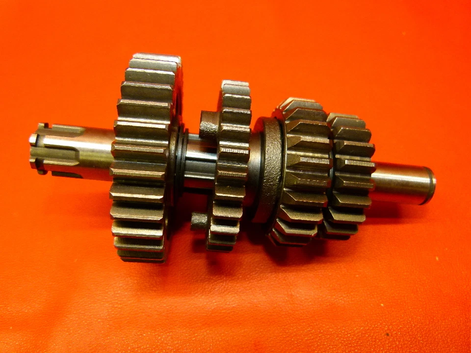 Arbre secondaire LIFAN 131mm Moteur LIFAN 138/140/150cc DIRT PIT BIKE CP775 - Photo 1/1