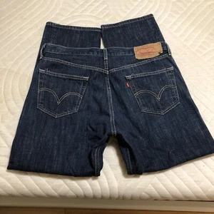 Levis 501 Jeans Straight Leg Button Fly Med Wash Blue 36x30 New No Tags - Picture 1 of 15