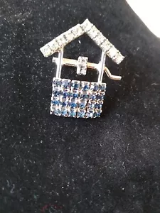 Broche prendedor vintage azul y transparente con estrás tono plata deseando bien - Imagen 1 de 6