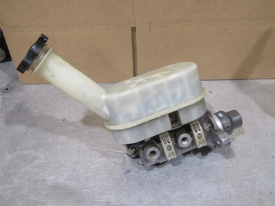 Buick Enclave Acadia 2007-2008 OEM cilindro maestro de freno 07 08 Foto 1 de 3