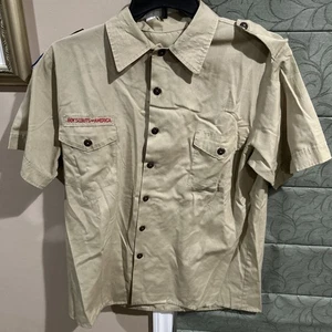 Boy Scout BSA UNIFORM SHIRT Mens  Large Short Sleeve Tan J61 - Picture 1 of 8
