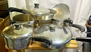 10 Piece Revere Ware set, 3 sauce, 2 frying, Dutch oven, 4 lids. S3 - Picture 1 of 12