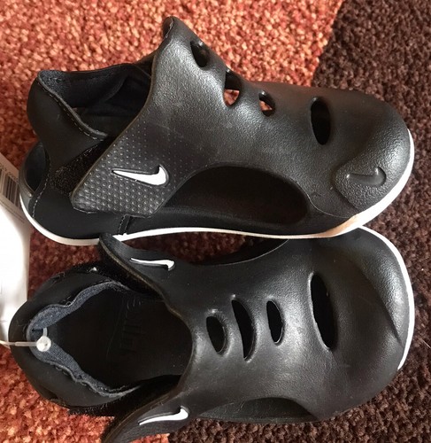 Nike Sunray Protect 3 (TD) sandali bambino taglia 11 nero bianco DH9462 001. Nuovo con etichetta