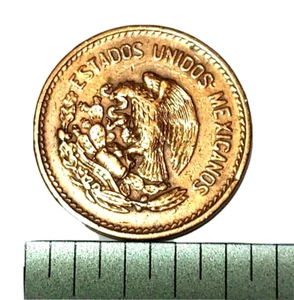 Vintage Collectors 1946 20 Centavos Mexicanos Large Coin - Picture 1 of 2