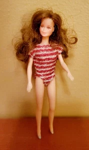 Dazzle Doll #5982 1981 braune Haare glitzernder rot gestreifter Body. Selten 🔥 - Bild 1 von 4