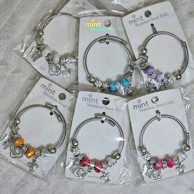 ⭐️NUEVO⭐️ Pulsera Brazalete Mariposa Trébol Tortuga (Acero Inoxidable) Foto 1 de 4