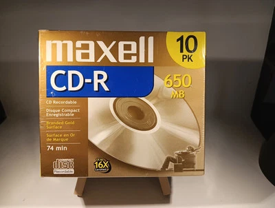 Maxell CD-R Discs Recordable 650MB 74 Min 1x to 16x Pack of 10 Discs - Image 1 of 2