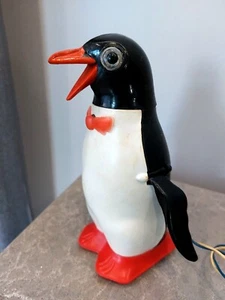 Vintage Russian USSR Penguin Battery Remoted Plastic Toy - Works + BOX - Picture 1 of 9