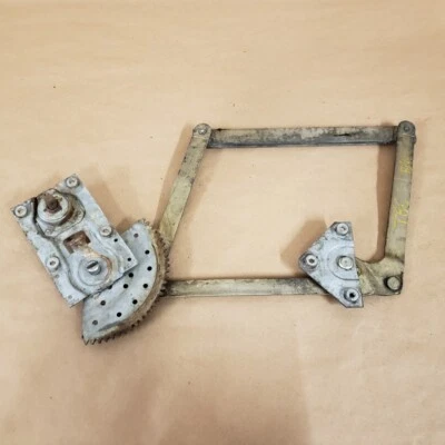 Regulador de ventana lateral derecho pasajero Triumph TR6 TR250 original OEM Foto 1 de 4