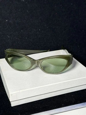 Gafas de sol KATAY Paris de colección años 50 ojo de gato hechas en Francia acetato verde oliva Foto 1 de 4