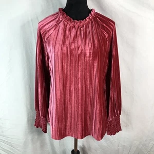CABLE & GAUGE Sie Medium Ribbed Velvet Smocked Cuff Long Sleeve Keyhole Blouse - Picture 1 of 9