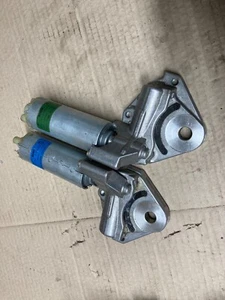 0130002508, 0130002209 Stellmotor für Sitze VW Faeton rechts,  links - Bild 1 von 5